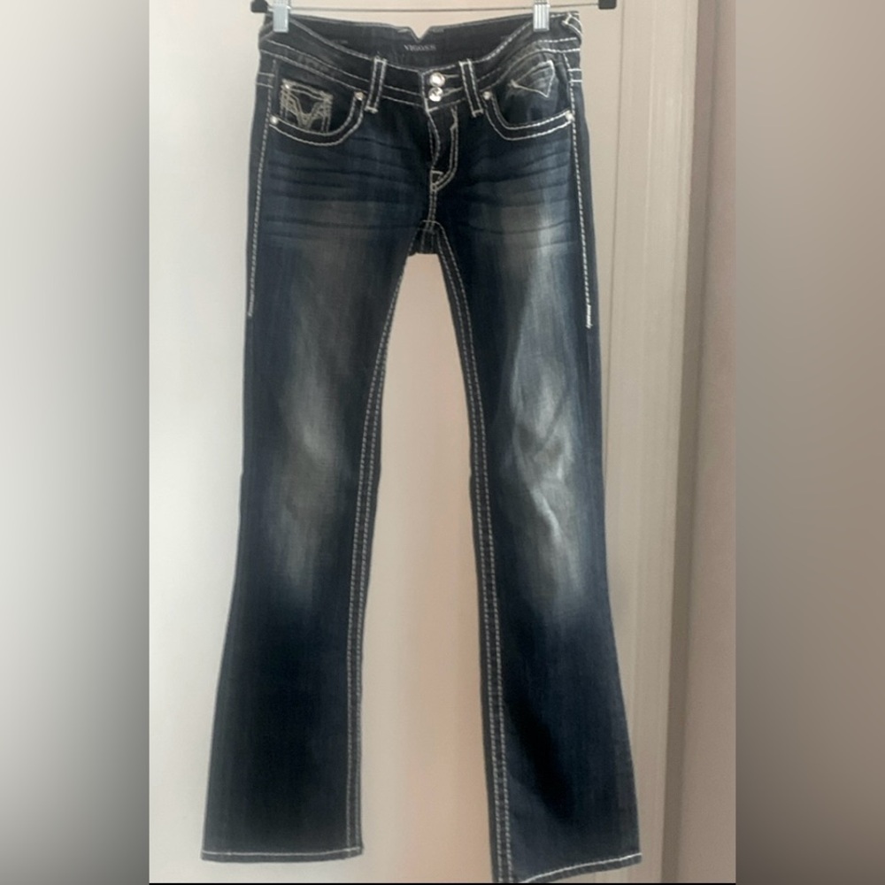 Vigoss Boot Cut Jeans with rhinestone buttons and embellished pockets.26 W 33 L